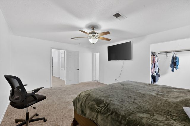 7800 Rainwater Road SW, Albuquerque, NM 87121