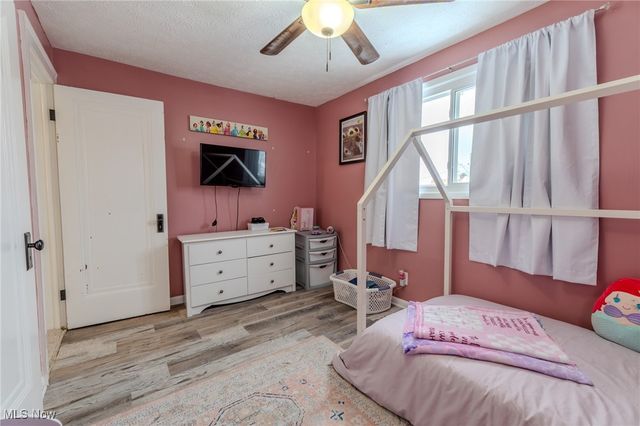 16711 Pearldale Avenue, Cleveland, OH 44135