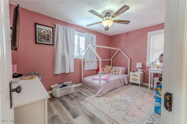 16711 Pearldale Avenue, Cleveland, OH 44135