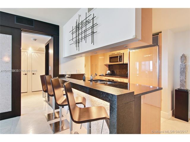 6801 COLLINS AVE 1104, Miami Beach, FL 33141