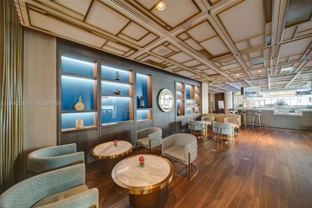 6801 COLLINS AVE 1104, Miami Beach, FL 33141