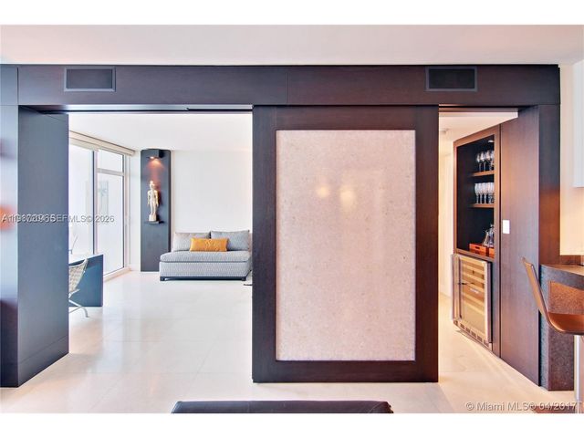 6801 COLLINS AVE 1104, Miami Beach, FL 33141