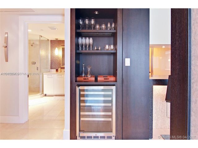 6801 COLLINS AVE 1104, Miami Beach, FL 33141