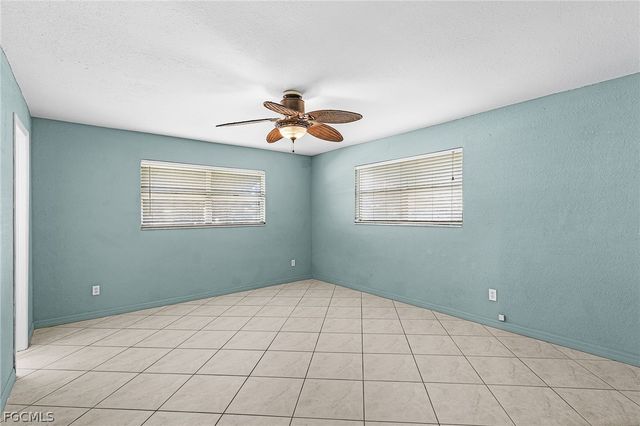 2119 Hibiscus RD, Fort Myers, FL 33905