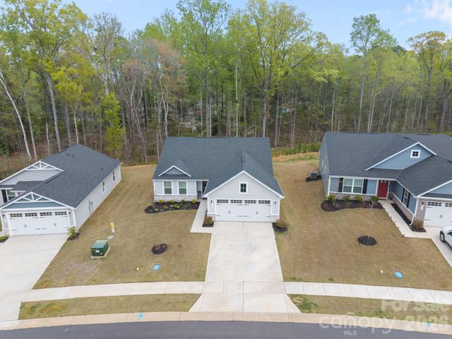410 Hollis Place, Lancaster, SC 29720