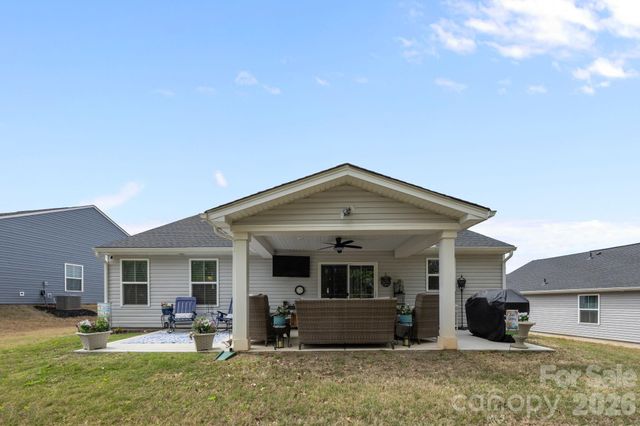 410 Hollis Place, Lancaster, SC 29720