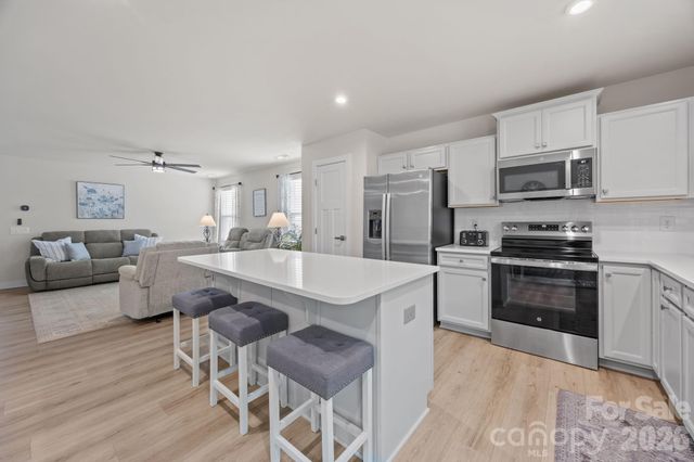 410 Hollis Place, Lancaster, SC 29720