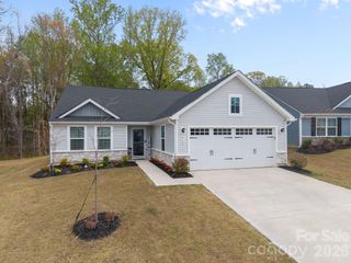410 Hollis Place, Lancaster, SC 29720