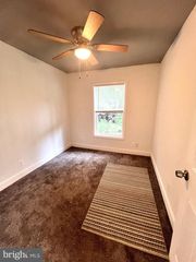 250 WILDWOOD RD, Colonial Beach, VA 22443