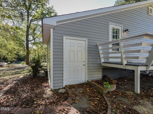 939 Cheves Road, Zebulon, NC 27597