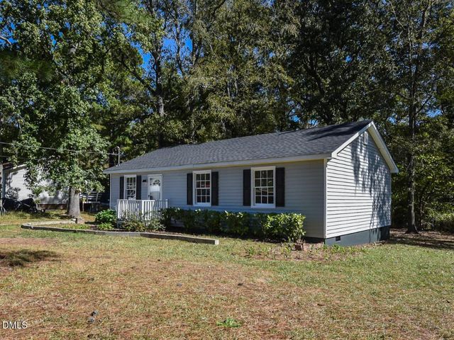 939 Cheves Road, Zebulon, NC 27597