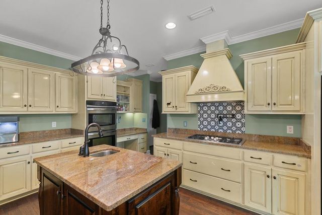 776 County Road 68, Dothan, AL 36305
