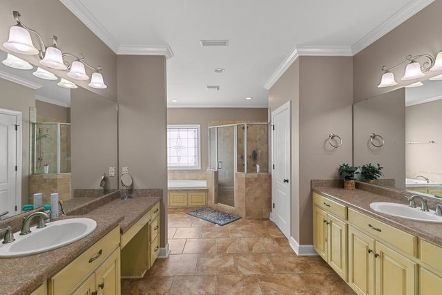 776 County Road 68, Dothan, AL 36305