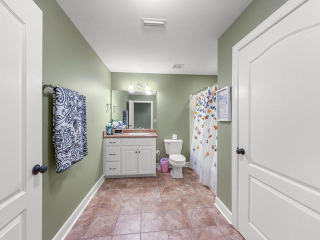 776 County Road 68, Dothan, AL 36305