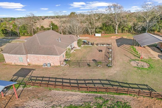 776 County Road 68, Dothan, AL 36305