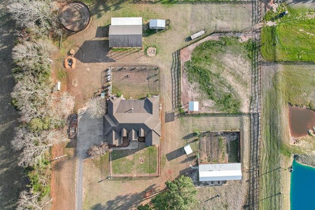 776 County Road 68, Dothan, AL 36305