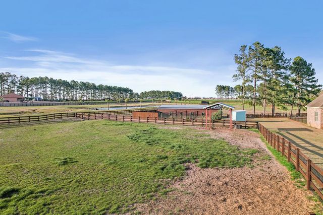 776 County Road 68, Dothan, AL 36305