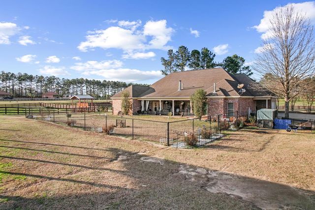 776 County Road 68, Dothan, AL 36305