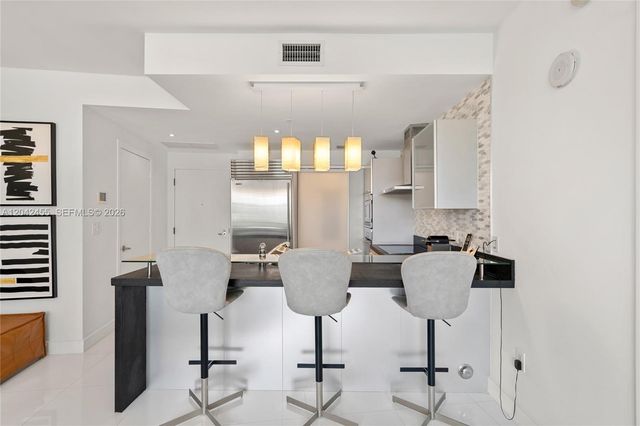 18201 Collins Ave 603, Sunny Isles Beach, FL 33160