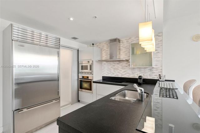 18201 Collins Ave 603, Sunny Isles Beach, FL 33160