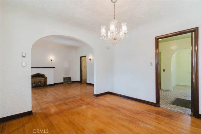 735 E Verdugo Avenue, Burbank, CA 91501