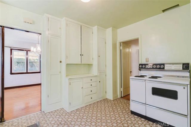 735 E Verdugo Avenue, Burbank, CA 91501