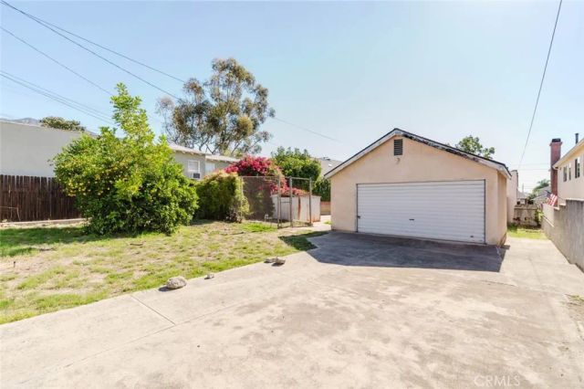 735 E Verdugo Avenue, Burbank, CA 91501