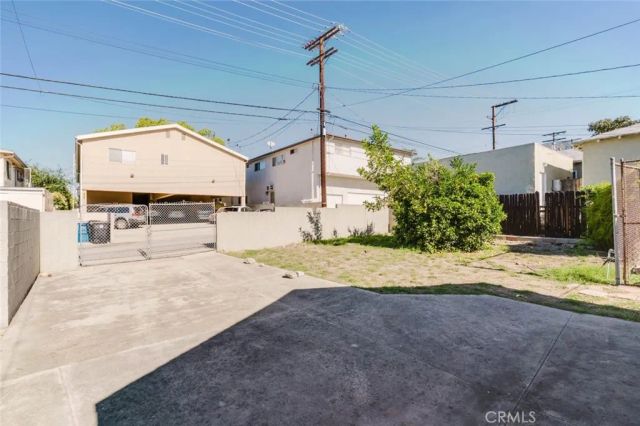 735 E Verdugo Avenue, Burbank, CA 91501