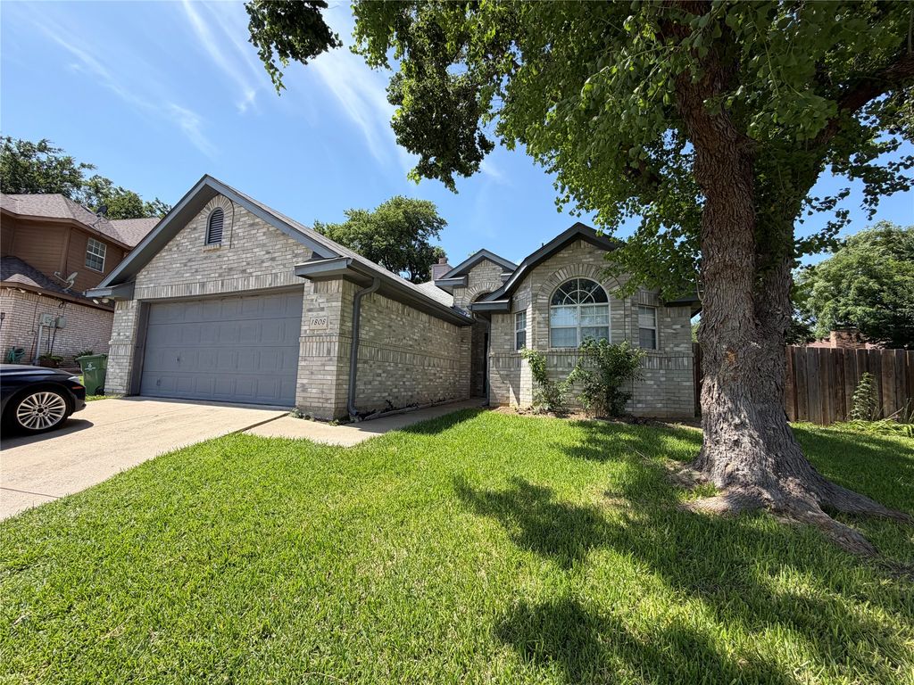 1808 Haley Circle, Carrollton, TX 75006
