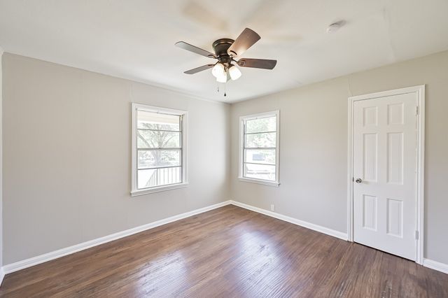 1501 Greenbrier Drive, River Oaks, TX 76114
