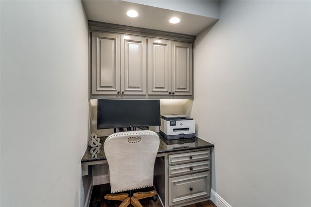 6211 W Northwest Highway G115, Dallas, TX 75225