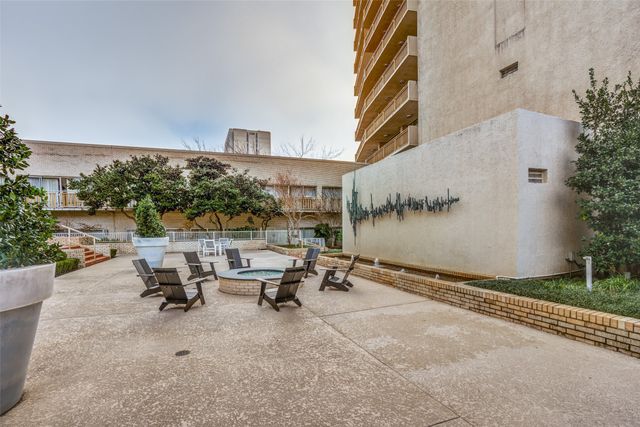 6211 W Northwest Highway G115, Dallas, TX 75225