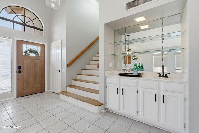7241 S TERRACE Road, Tempe, AZ 85283
