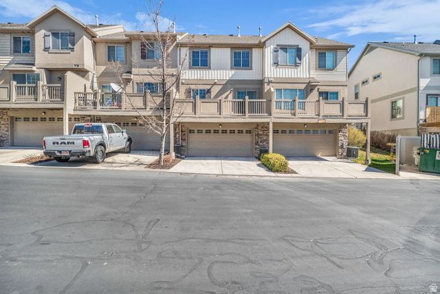 927 N INDEPENDENCE AVE, Provo, UT 84604