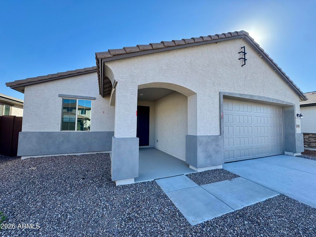 2873 E Mecklenburg Way, San Tan Valley, AZ 85143