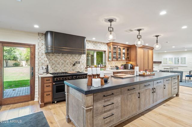 6524 N 61ST Street, Paradise Valley, AZ 85253