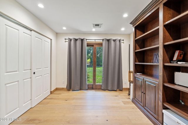 6524 N 61ST Street, Paradise Valley, AZ 85253