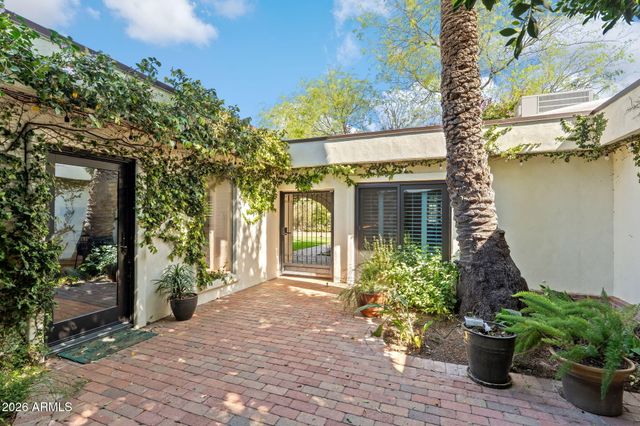 6524 N 61ST Street, Paradise Valley, AZ 85253