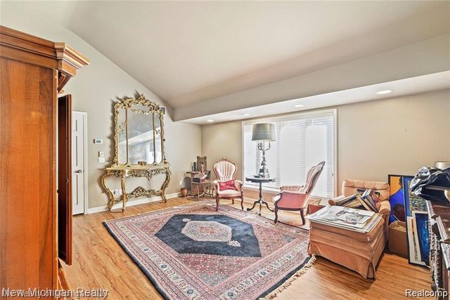 1206 Balfour Street, Grosse Pointe Park, MI 48230