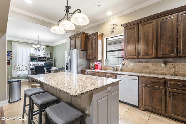 106 Grazing Trace, Lafayette, LA 70508