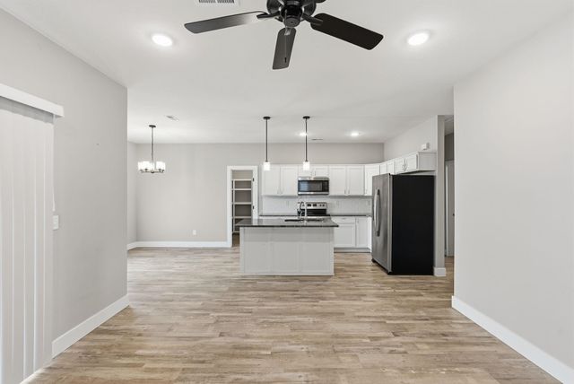 9618 E Annabelle St, Wichita, KS 67207