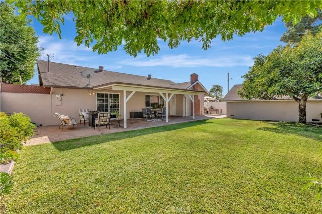 16207 Summershade, La Mirada, CA 90638