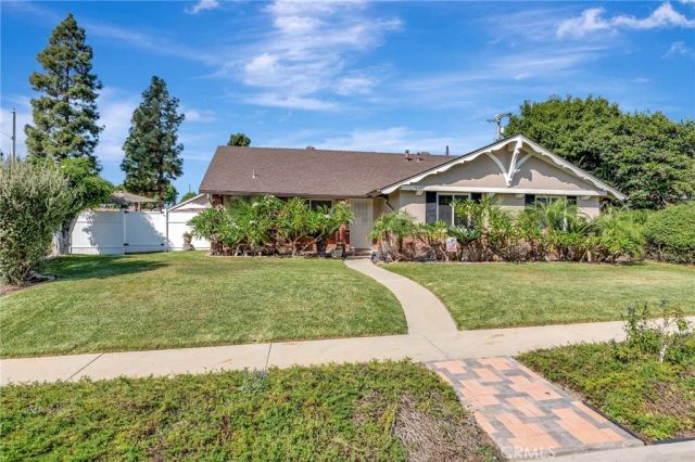 16207 Summershade, La Mirada, CA 90638