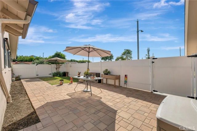16207 Summershade, La Mirada, CA 90638