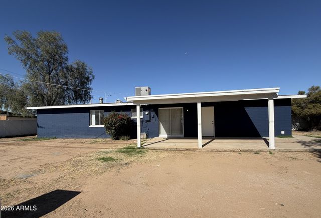 6575 W MEDLOCK Drive, Glendale, AZ 85301