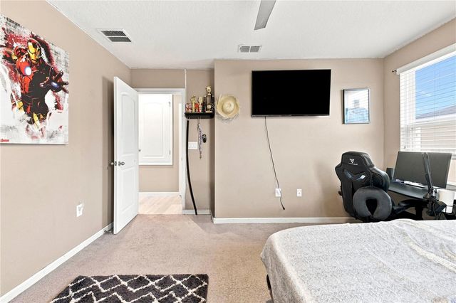 3821 PINEWOOD GARDENS BOULEVARD, St Cloud, FL 34769