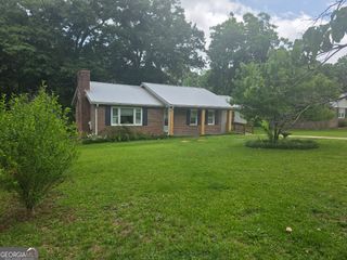 128 Hillview Drive, Thomaston, GA 30286