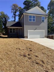 1515 Lincoln Street, Greensboro, NC 27401