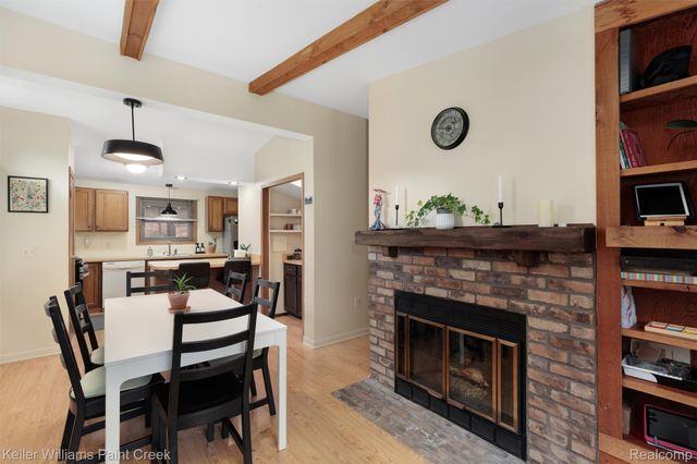 975 Woodlane Drive, Rochester Hills, MI 48307