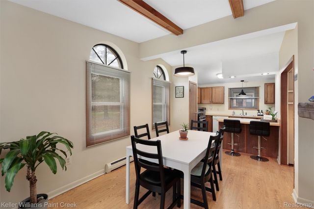 975 Woodlane Drive, Rochester Hills, MI 48307